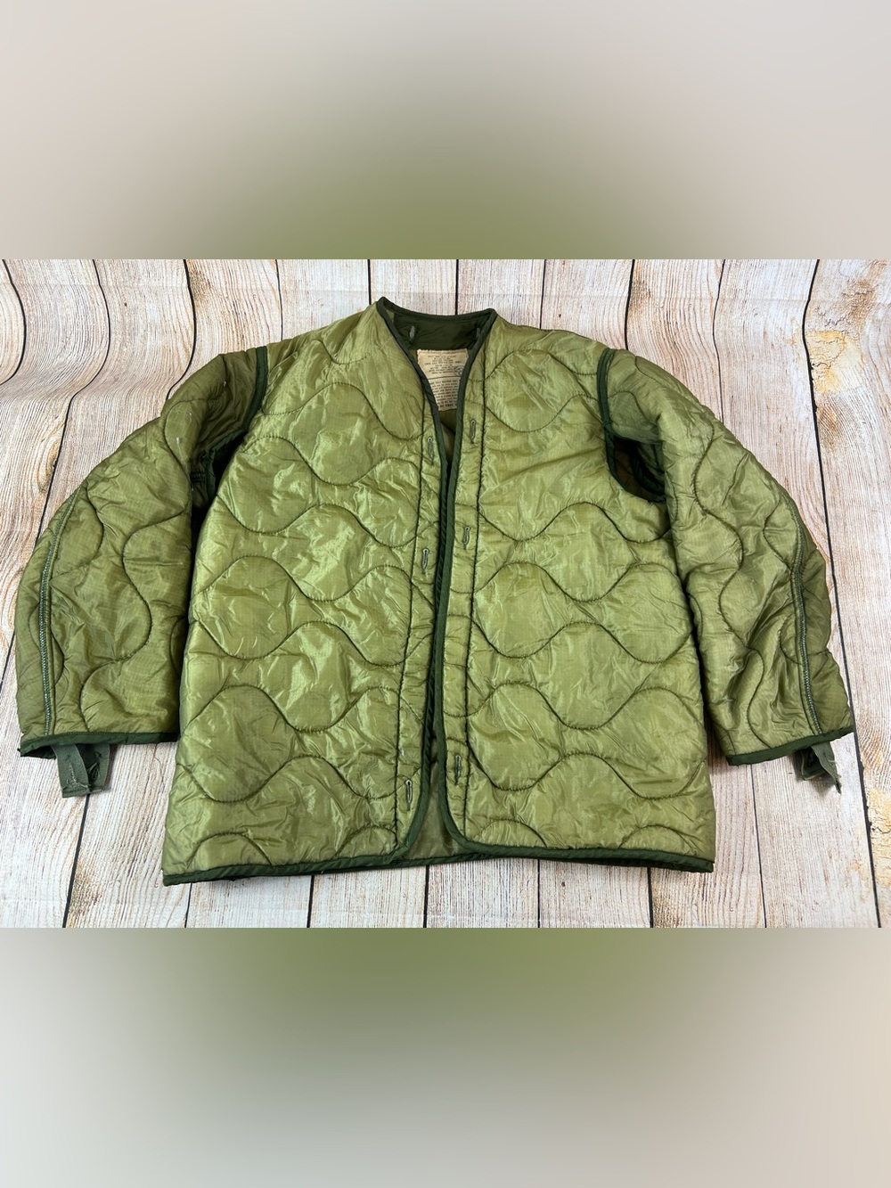 Vintage Gibraltar Industries Green Quilted US Army Cold Weather Coat Liner Small